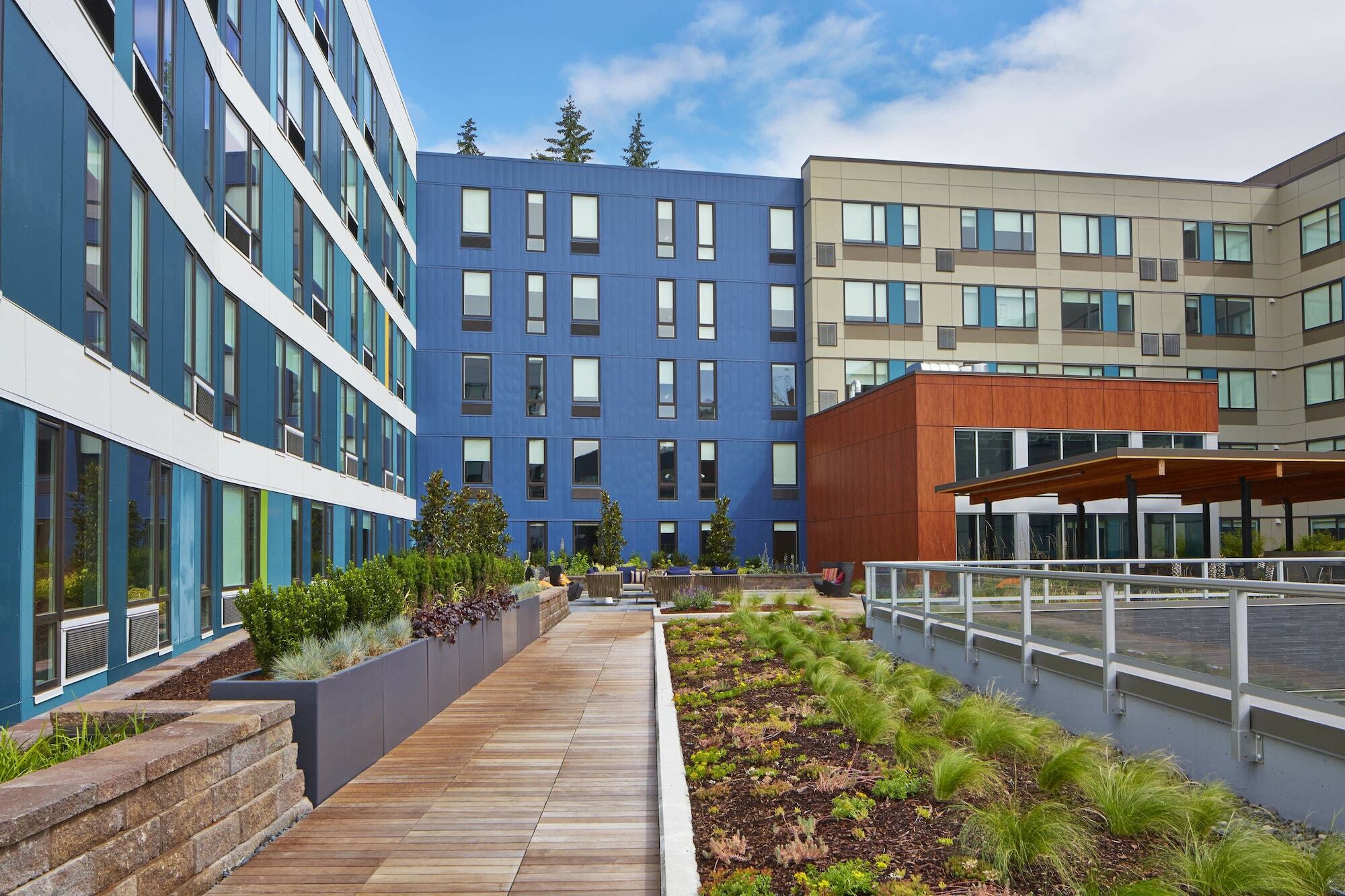 Aloft Seattle Redmond Hotel Exterior photo